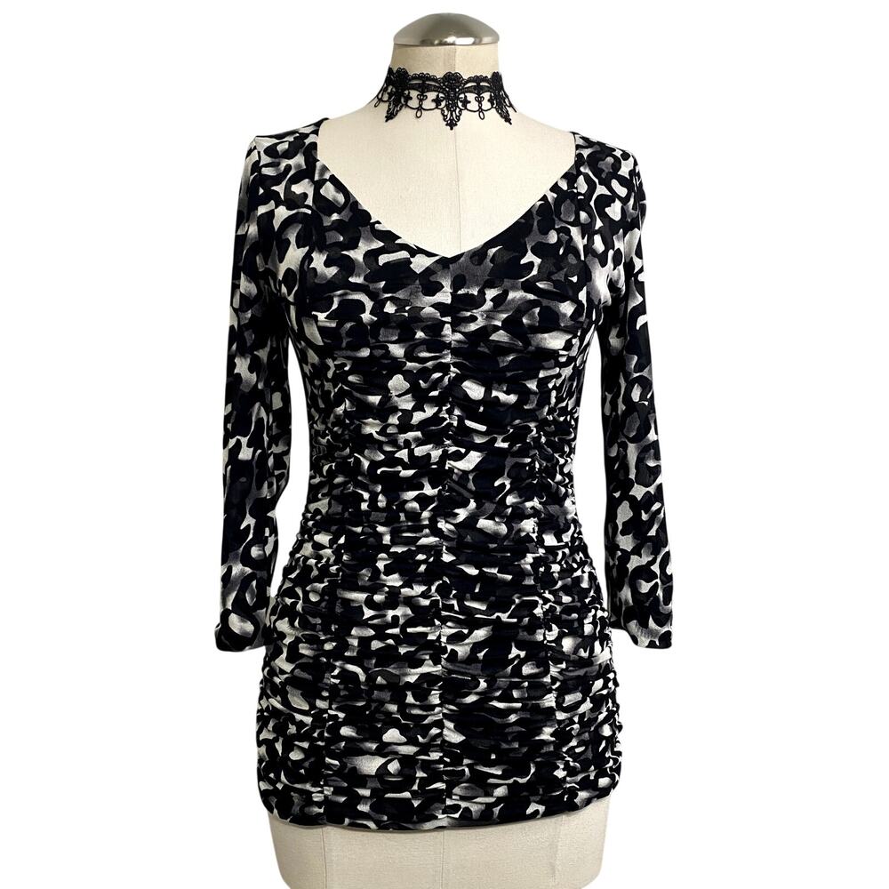 Vtg Y2K Black and White Chunky Leopard Print Ruched Silk Blend Office Grunge Top
